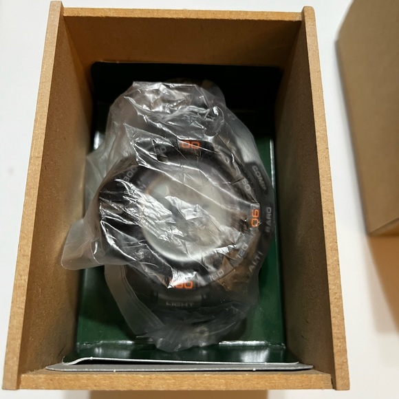 Casio pro trek triple sensor watch - Picture 3 of 4